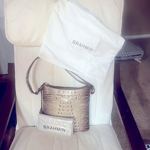 Katie Brahman purse and Daisy matching wallet